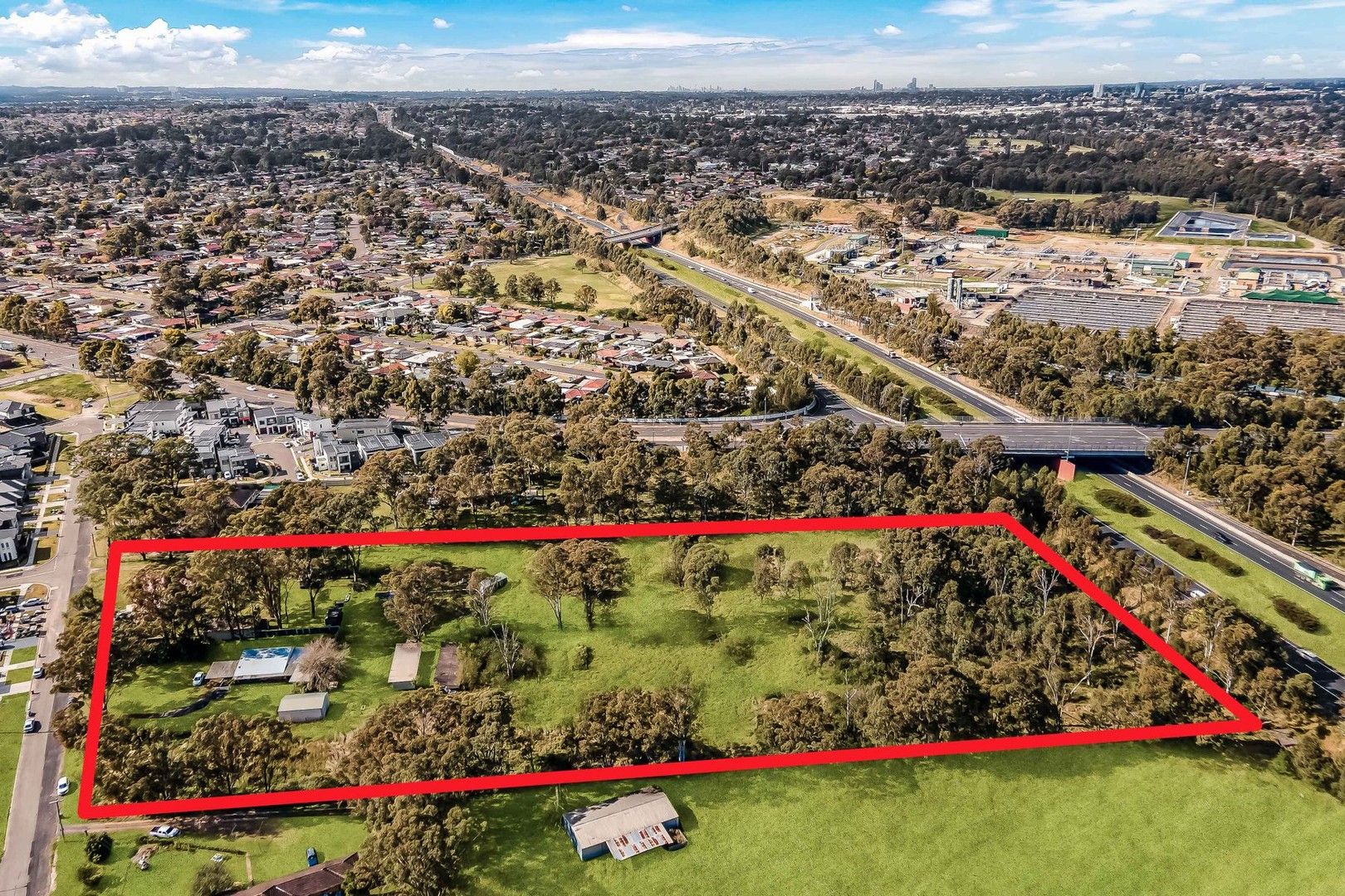 3 bedrooms House in 27 Voysey Close QUAKERS HILL NSW, 2763