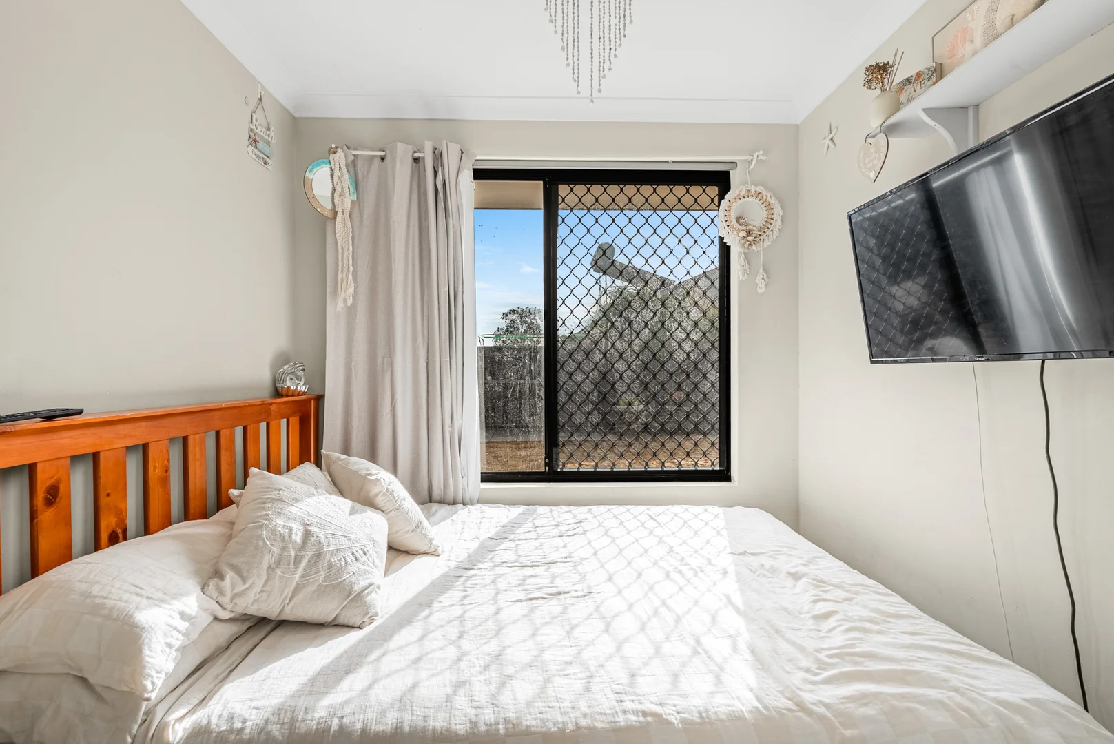 Additional image 18 of 127 Coolamon Boulevard, Ellenbrook WA 6069