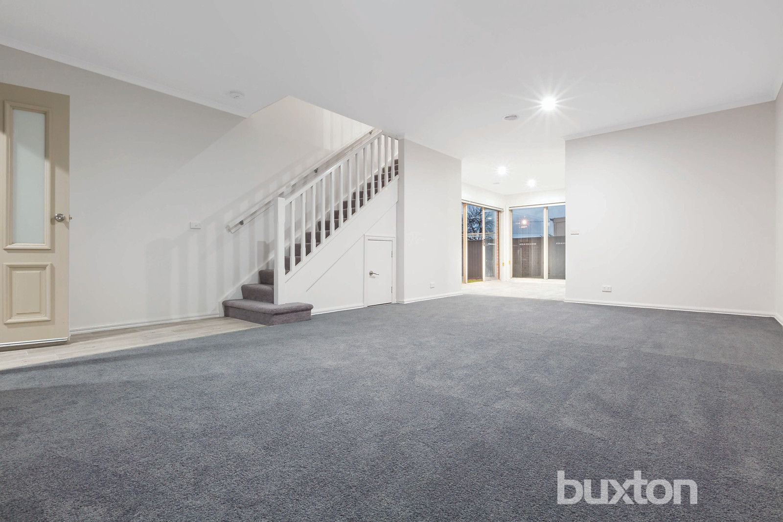 2/9 Foster Street, Redan VIC 3350, Image 1