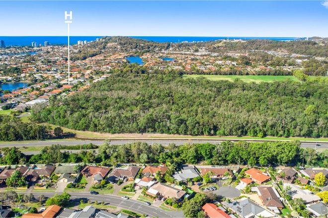 Picture of 102 Harrier Drive, BURLEIGH WATERS QLD 4220