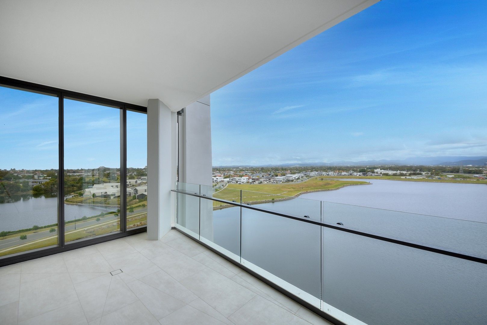 3 bedrooms Apartment / Unit / Flat in 1806/68 Lakeview Boulevard MERMAID BEACH QLD, 4218