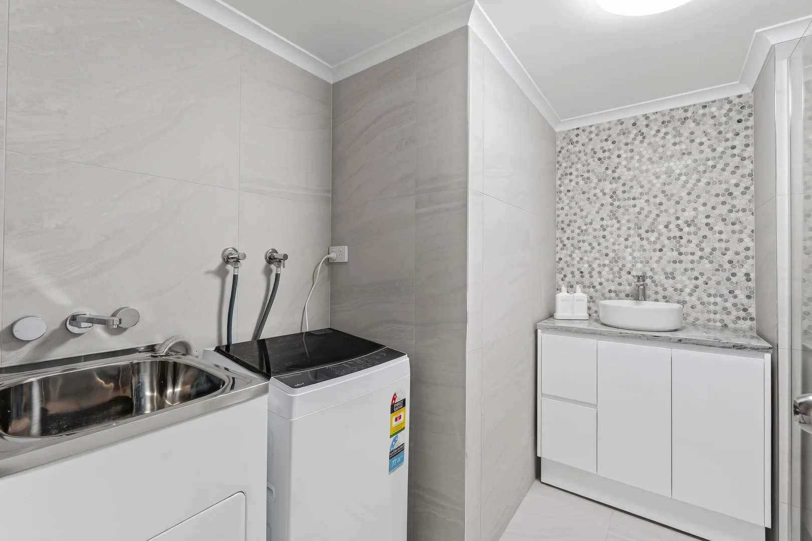 Additional image 9 of 11/45 Pohlman Street, Southport QLD 4215