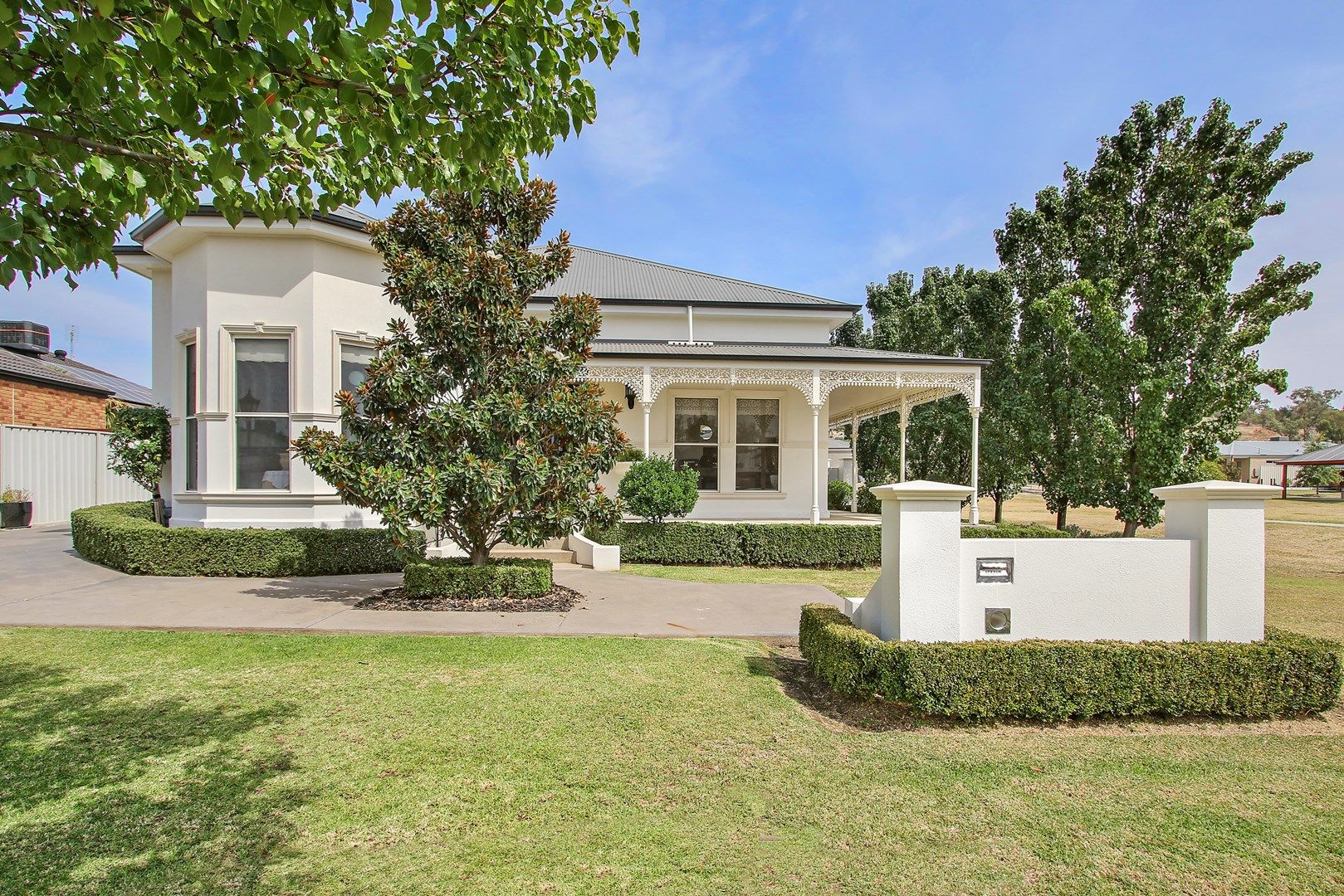 18 Willoughby Avenue, West Wodonga VIC 3690, Image 0