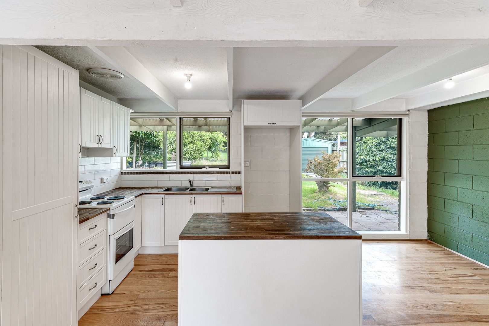 16 Seagull Close, Blind Bight VIC 3980 House For Rent 500 Domain