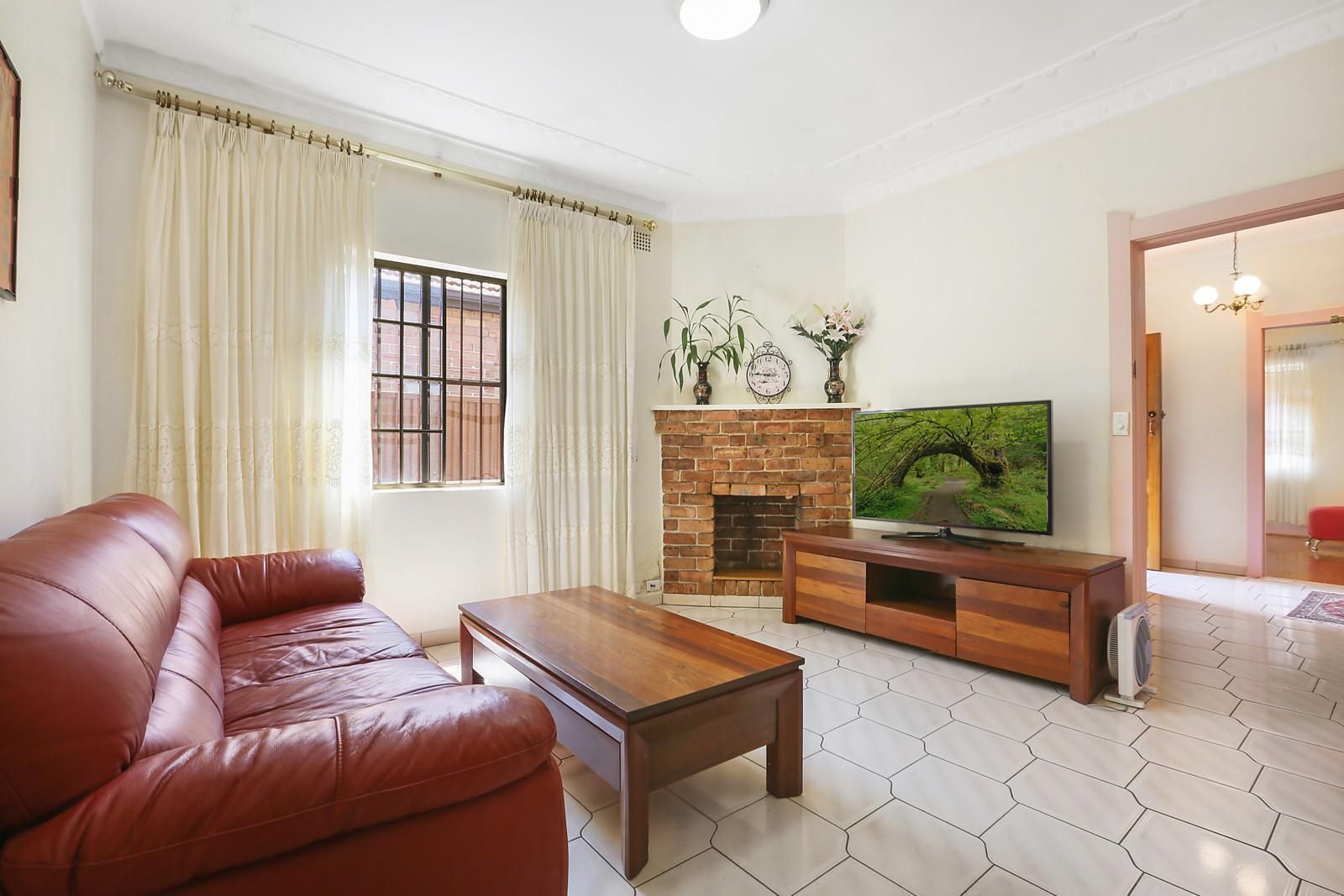 12 Hatfield Street, Mascot NSW 2020, Image 1