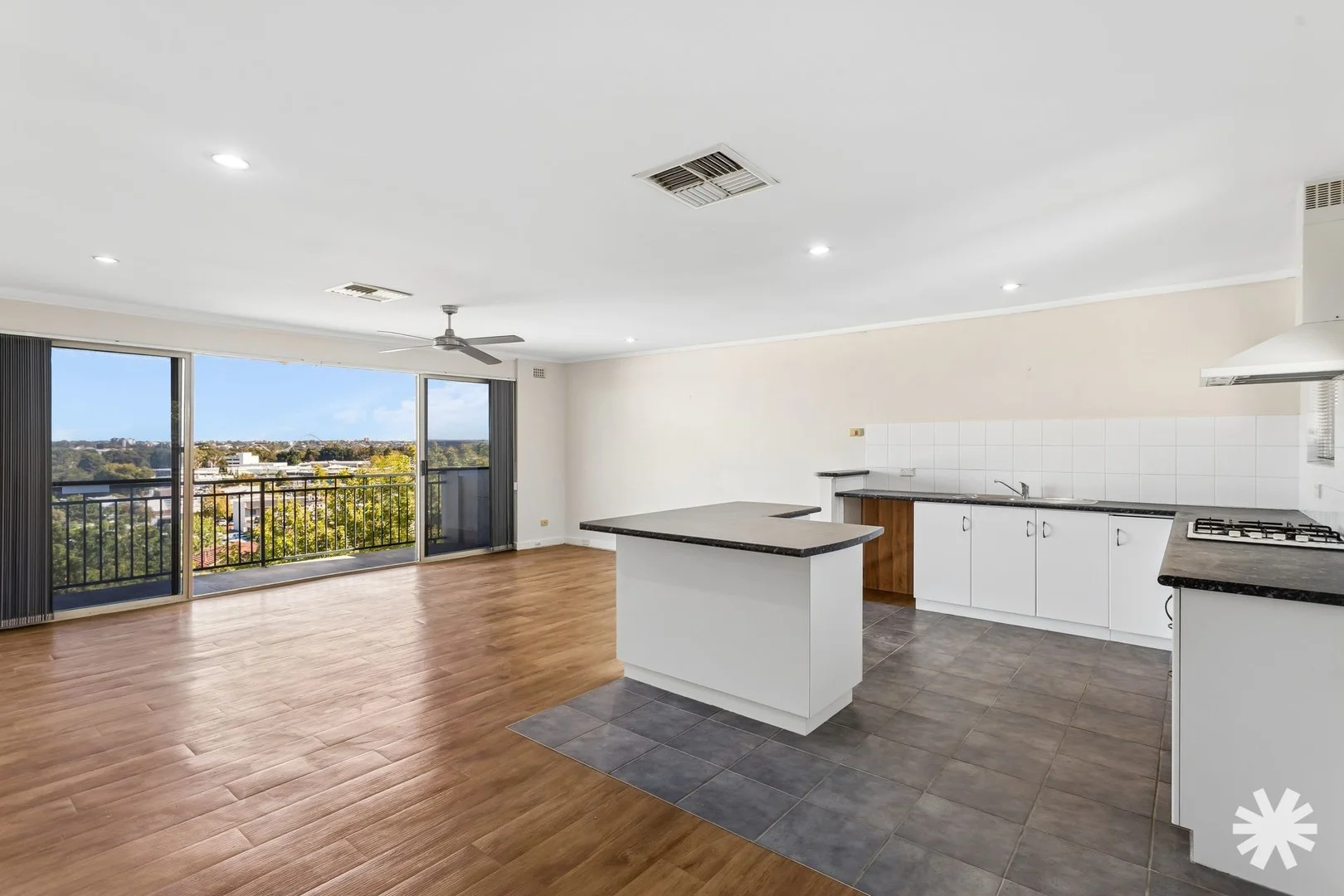 15/11 King George Street, Victoria Park WA 6100