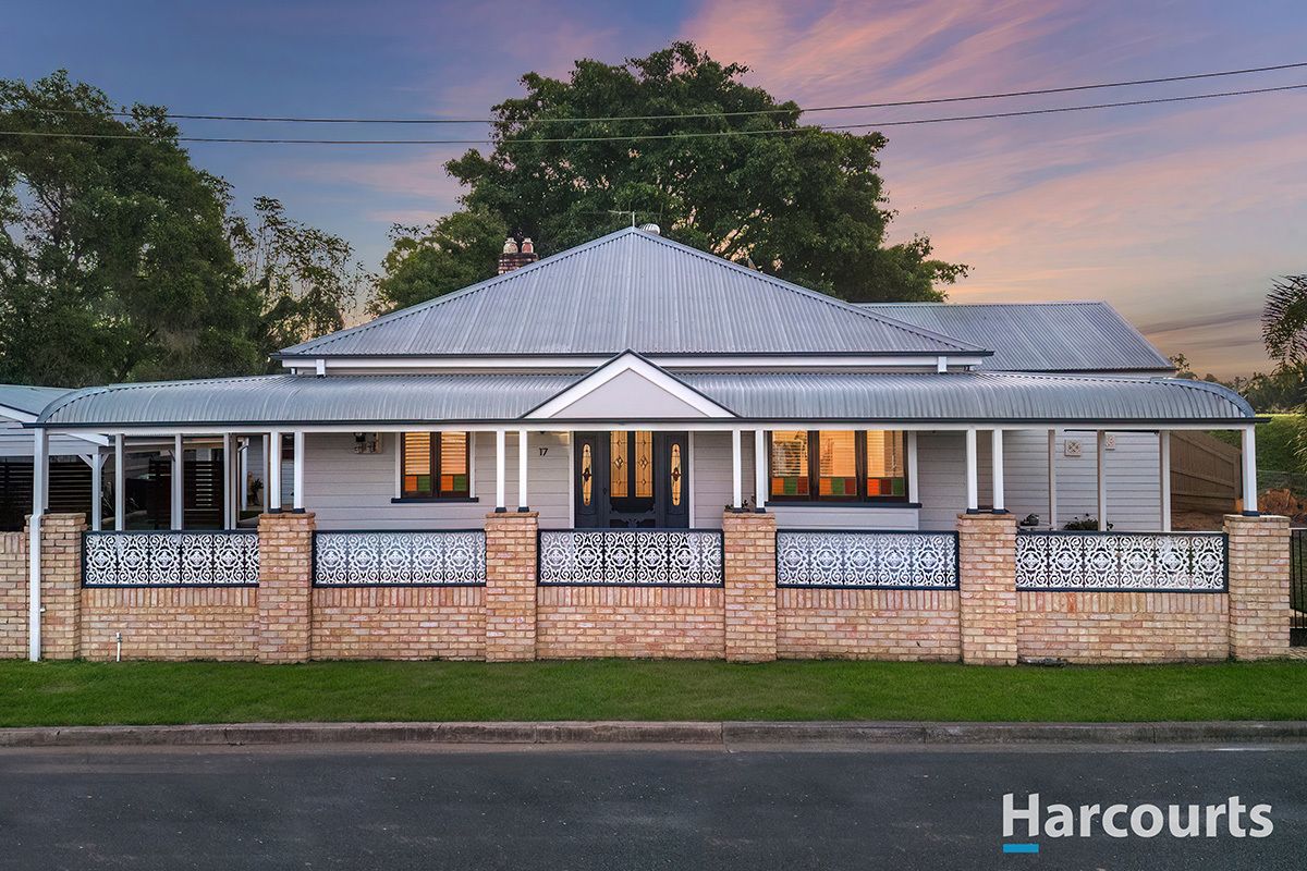 17 Plaistowe Street, Horseshoe Bend NSW 2320, Image 0