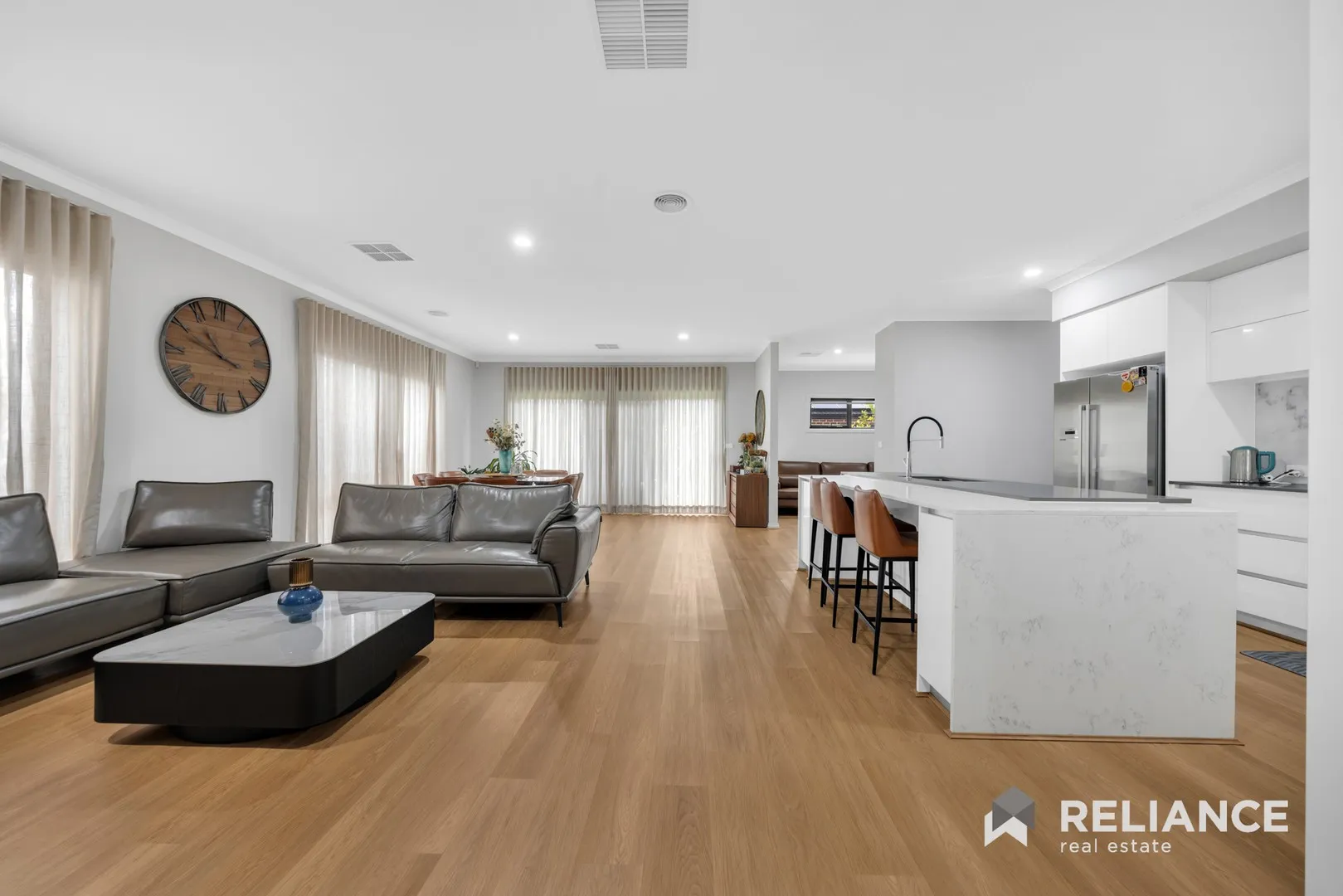 NORTH Facing| ELPIS Estate| High Ceilings | STEPS TO GARRANG WILAM SCHOOL | Massive Living Areas | Premium Family Living in Prime Truganina