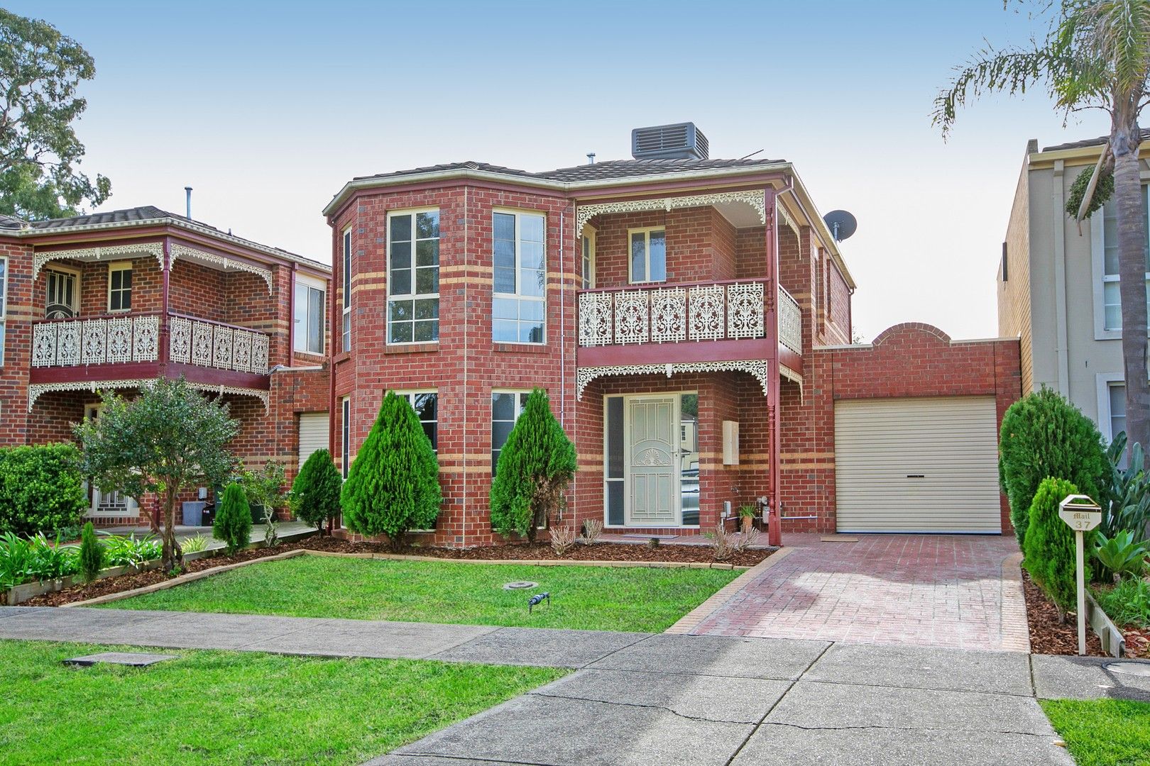 37 Island Place, Mill Park VIC 3082, Image 0