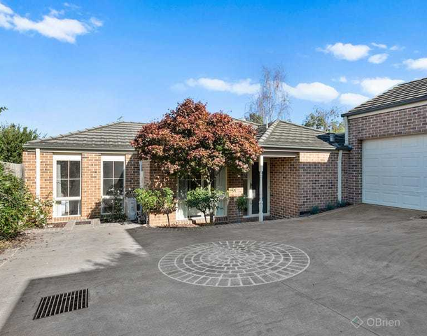 2/80 Inglis Road, Berwick VIC 3806