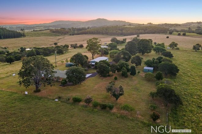 Picture of 144 Barretts Road, GLAMORGAN VALE QLD 4306