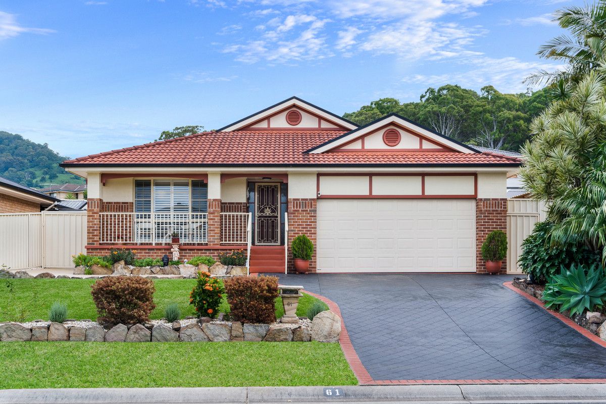 4 bedrooms House in 61 Campaspe Circuit ALBION PARK NSW, 2527