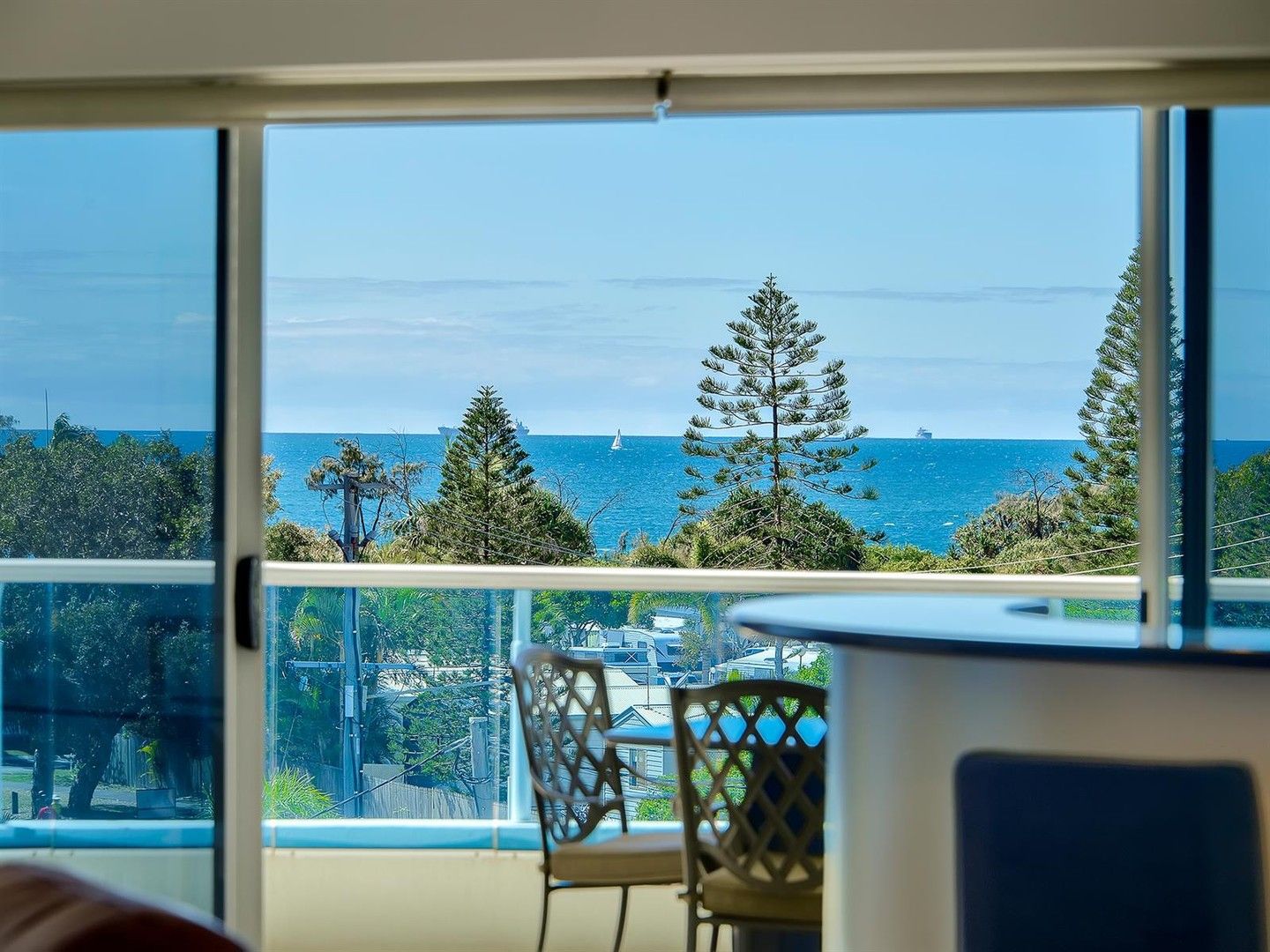 6 bedrooms Apartment / Unit / Flat in 401 & 402/51 Fifth Avenue MAROOCHYDORE QLD, 4558