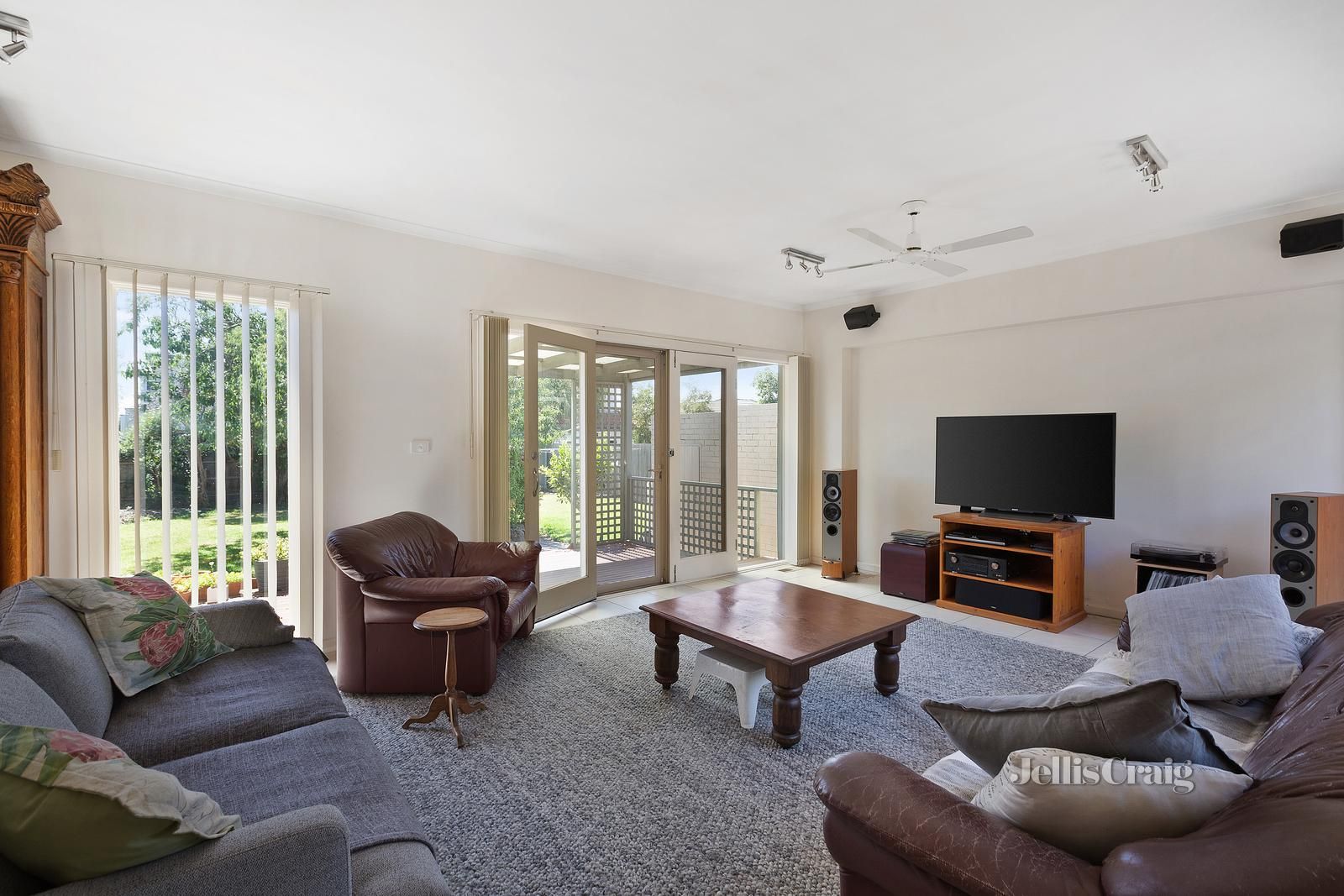 1 Catherine Road, Bentleigh East VIC 3165, Image 2