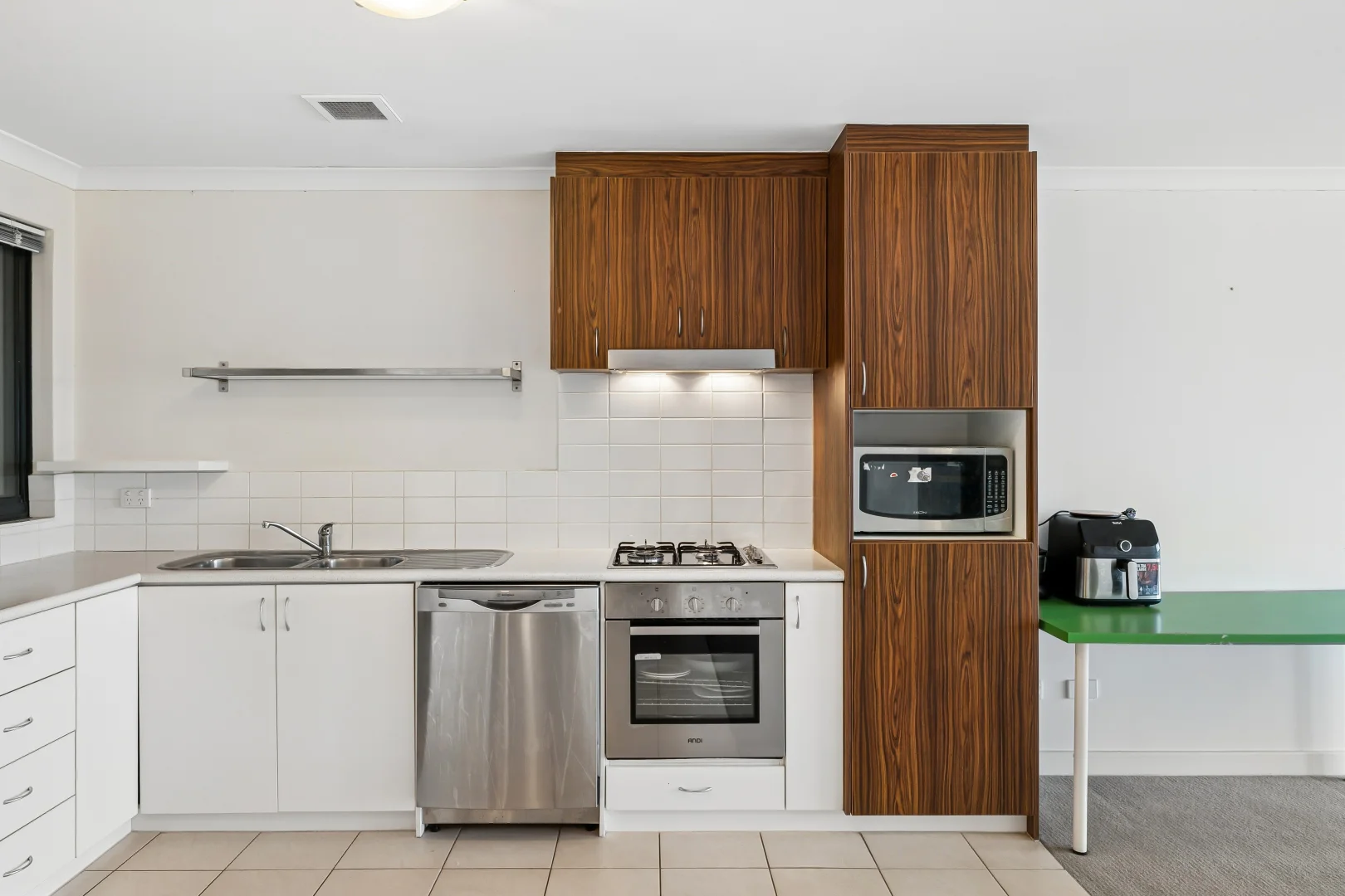 Additional image 5 of 15/27-33 Burton Street, Bentley WA 6102