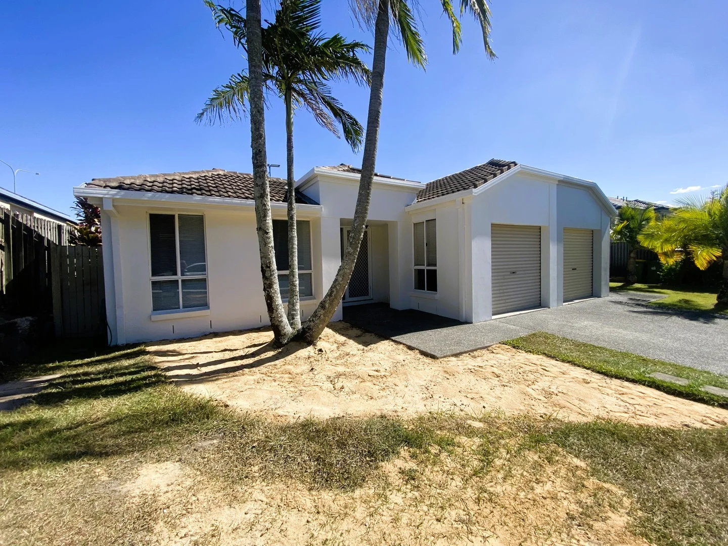 1/136 Greenacre Drive, Parkwood QLD 4214