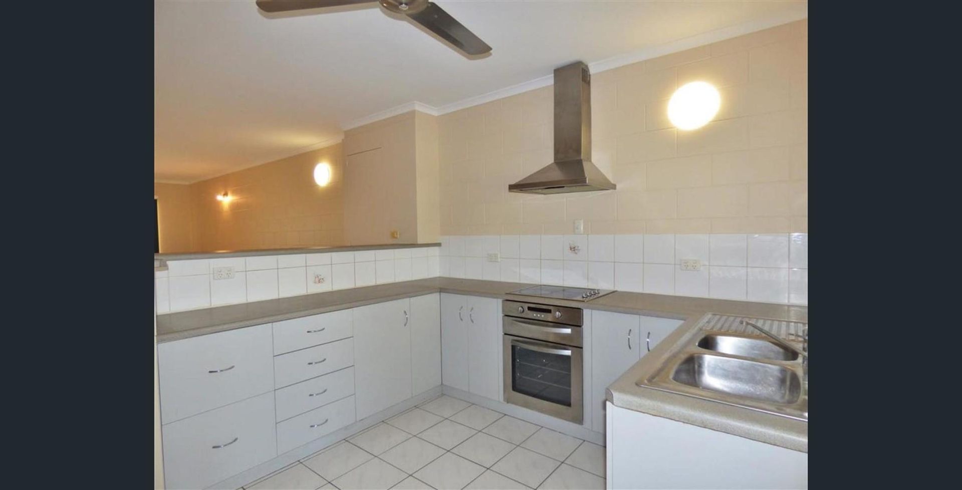 2/6 Gardenia Street, Proserpine QLD 4800 Townhouse For Rent 330