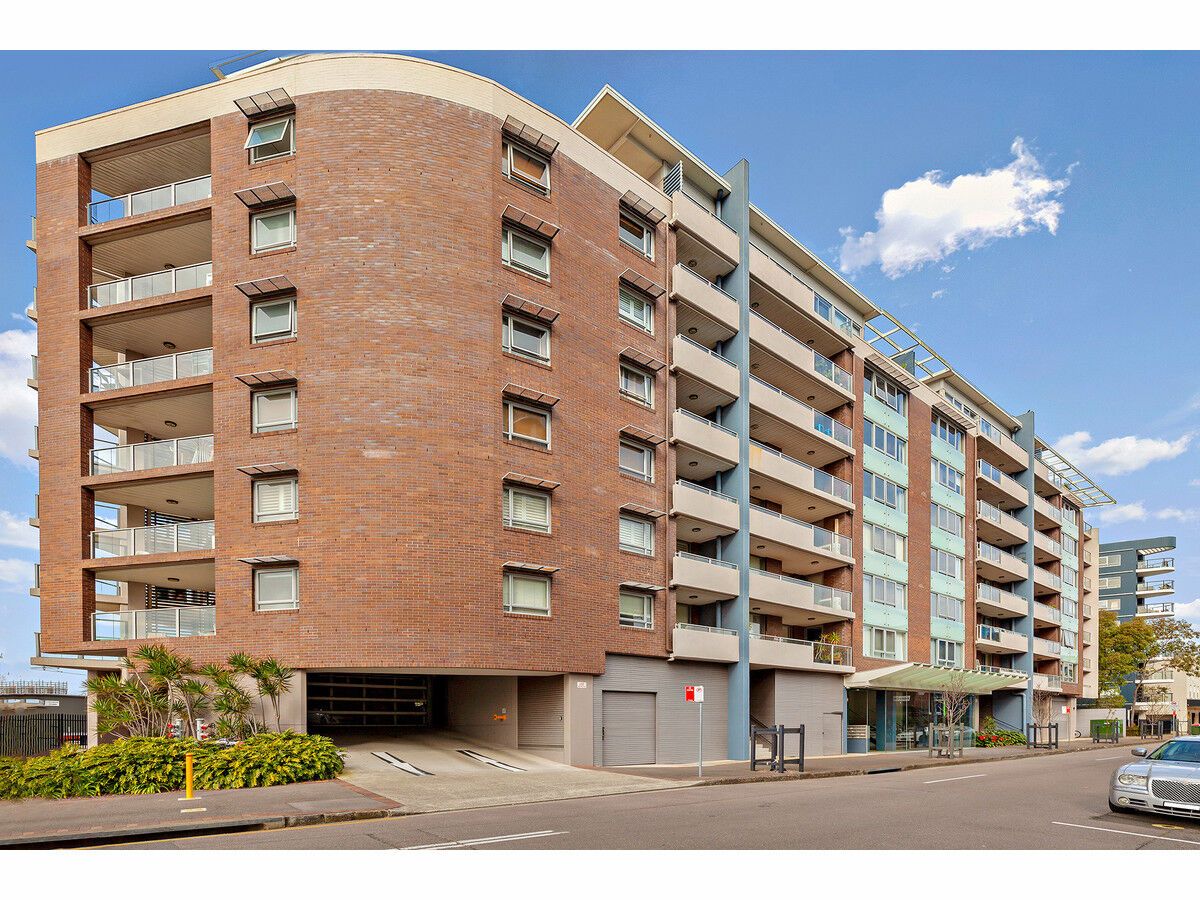 804/25 Bellevue Street, Newcastle West NSW 2302, Image 2