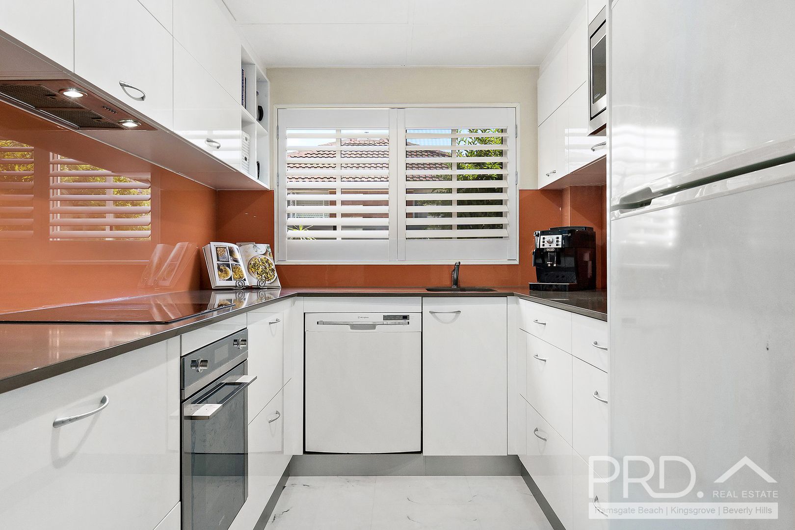 2/25-27 Walter Street, Sans Souci NSW 2219, Image 2