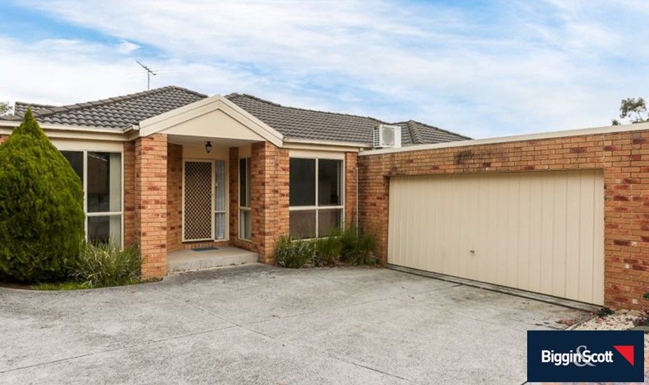 3 bedrooms Apartment / Unit / Flat in 2/1 Herbert Street RINGWOOD VIC, 3134