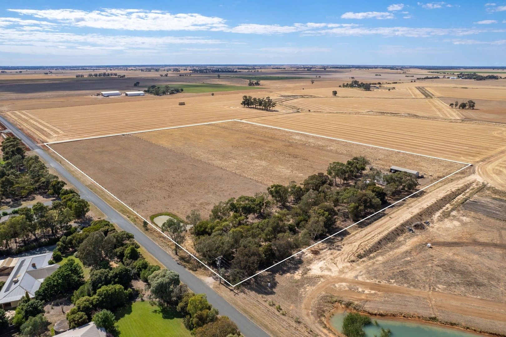 3 bedrooms House in 100 Kelsh Road ECHUCA VIC, 3564