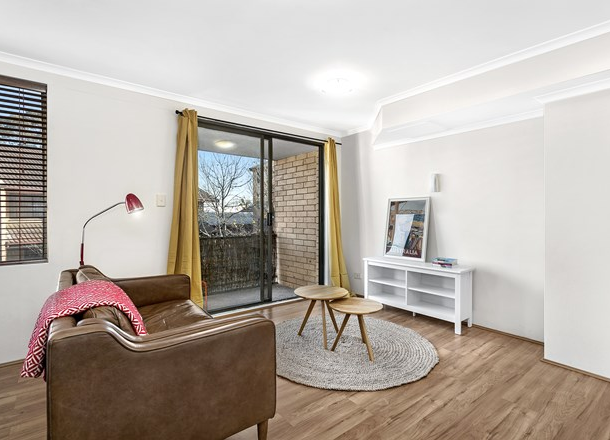 24/4 Goodlet Street, Surry Hills NSW 2010