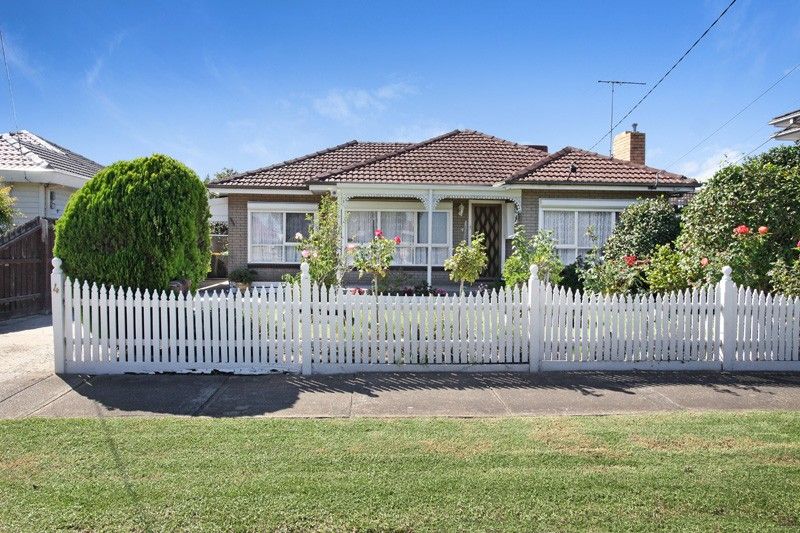 4 Hall Street, Sunshine West VIC 3020, Image 2