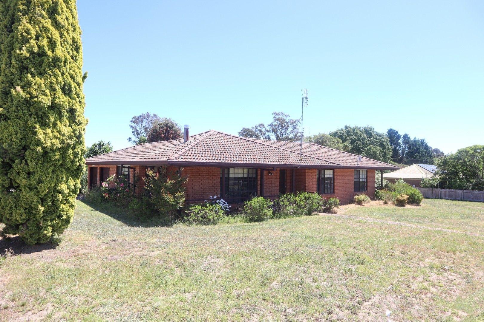 3 bedrooms House in 49 Derby Street TENTERFIELD NSW, 2372