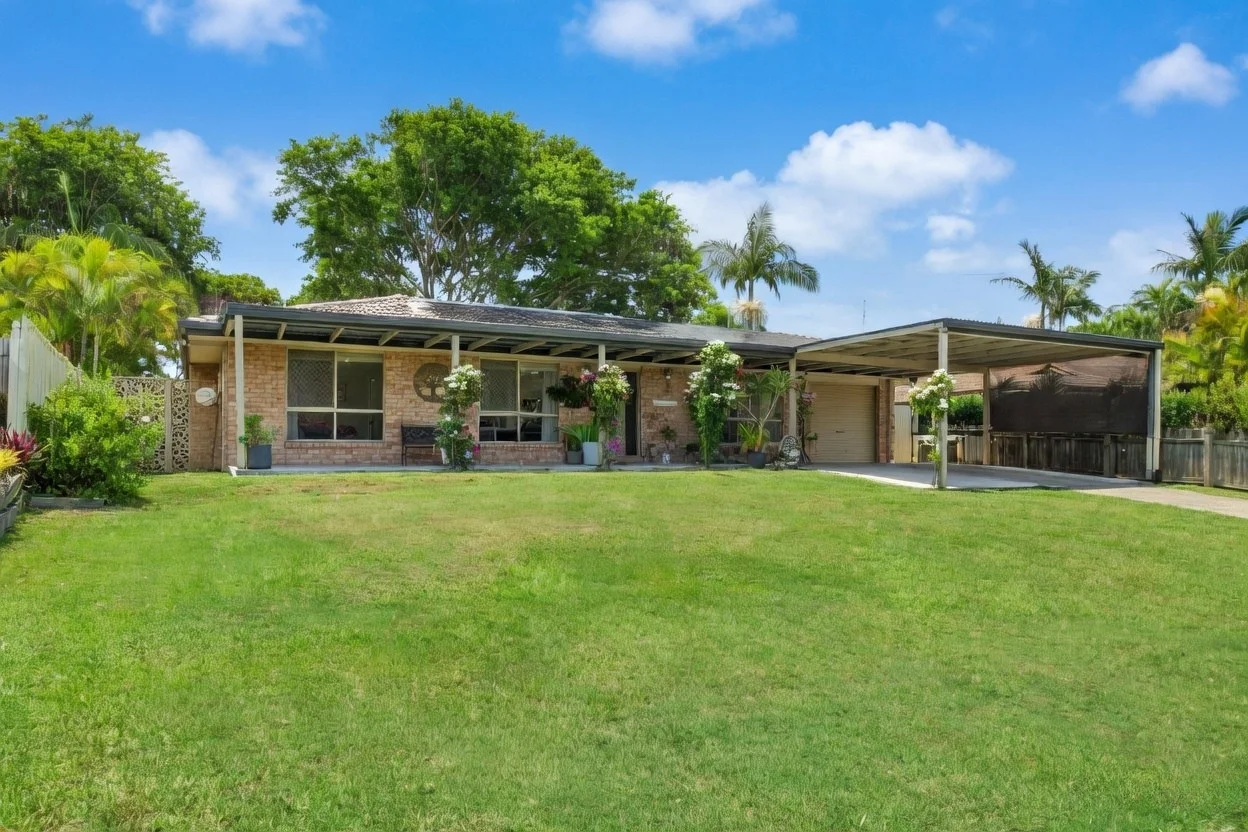 145 Bestmann Road East, Sandstone Point QLD 4511