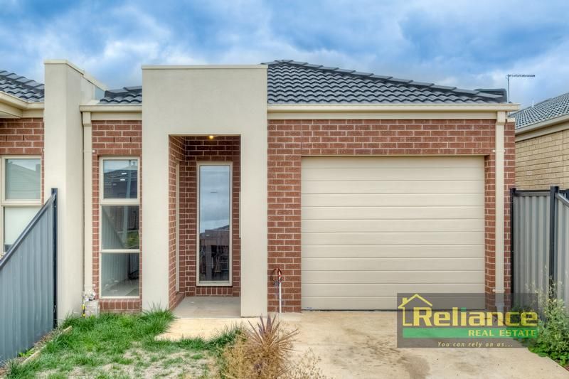 2/54 O'Reilly Road, Tarneit VIC 3029, Image 0