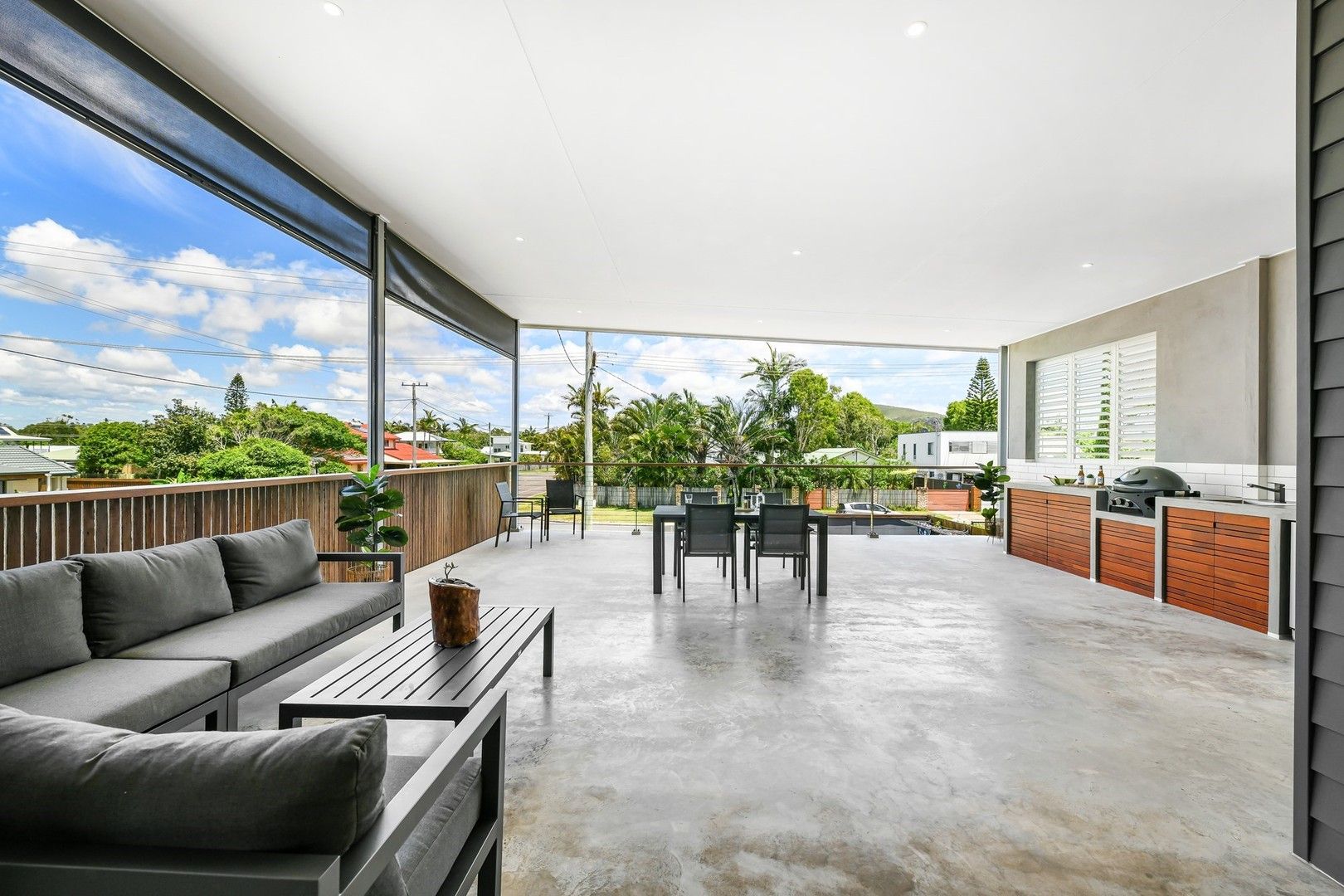 2 bedrooms Apartment / Unit / Flat in 2/25 Flindersia Street MARCOOLA QLD, 4564