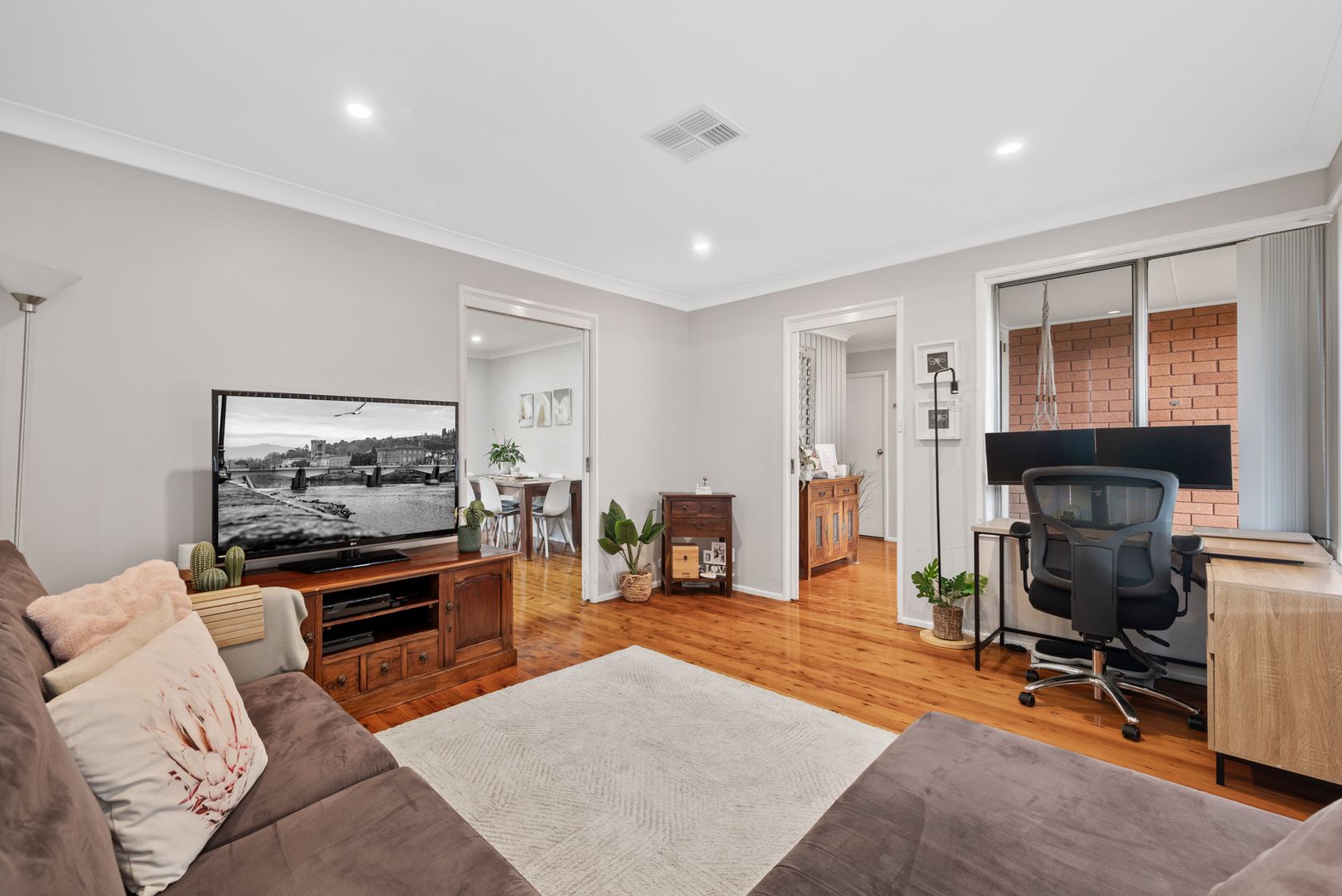 3 Johnson Avenue, Camden South NSW 2570, Image 2