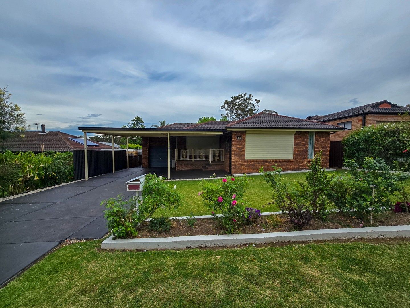 4 bedrooms House in 33 Corunna Avenue LEUMEAH NSW, 2560