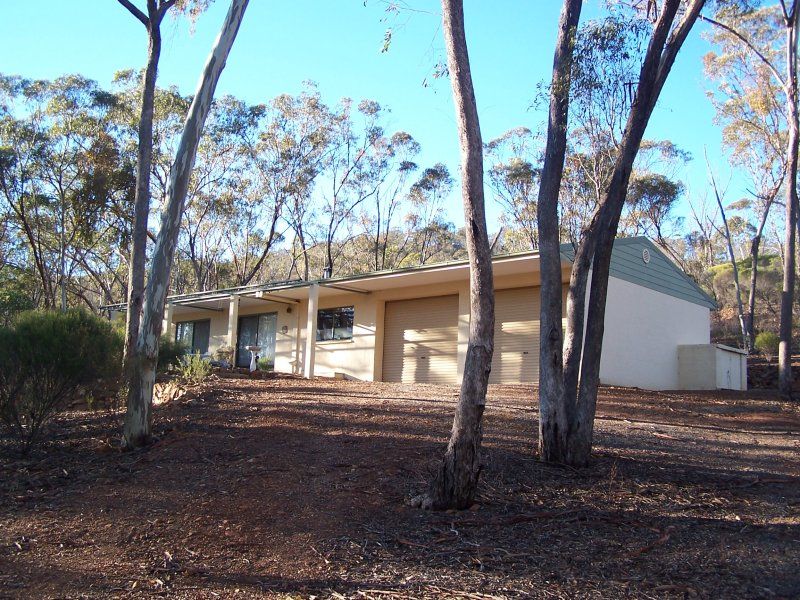 160 Nyanahgul Road, Kingower VIC 3517, Image 2