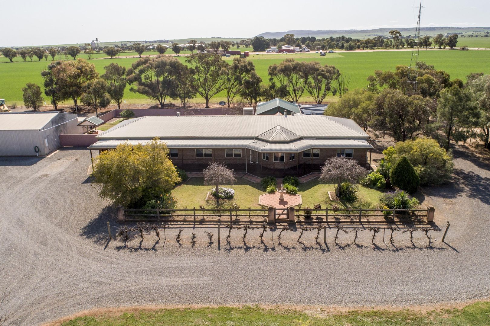 32 O'Shaughnessy Road, Crystal Brook SA 5523, Image 1