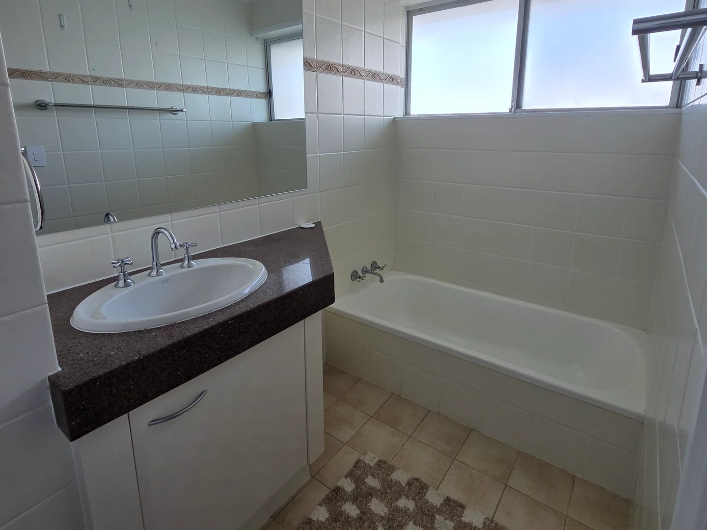 Additional image 10 of 5/22 Commodore Drive, Surfers Paradise QLD 4217