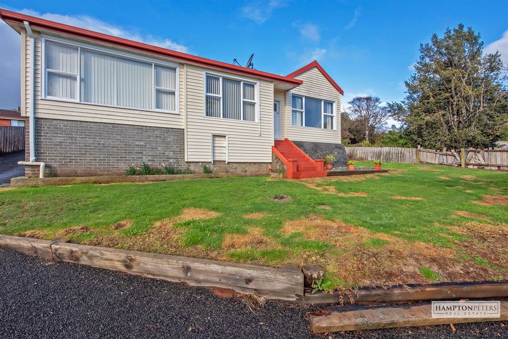 Upper Burnie TAS 7320 4 beds house for Sale, 250,000 2015392894 Domain
