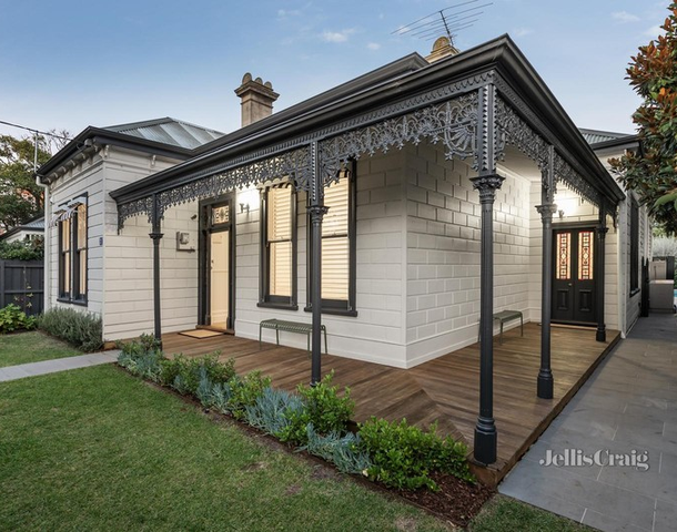 31 Glendearg Grove, Malvern VIC 3144