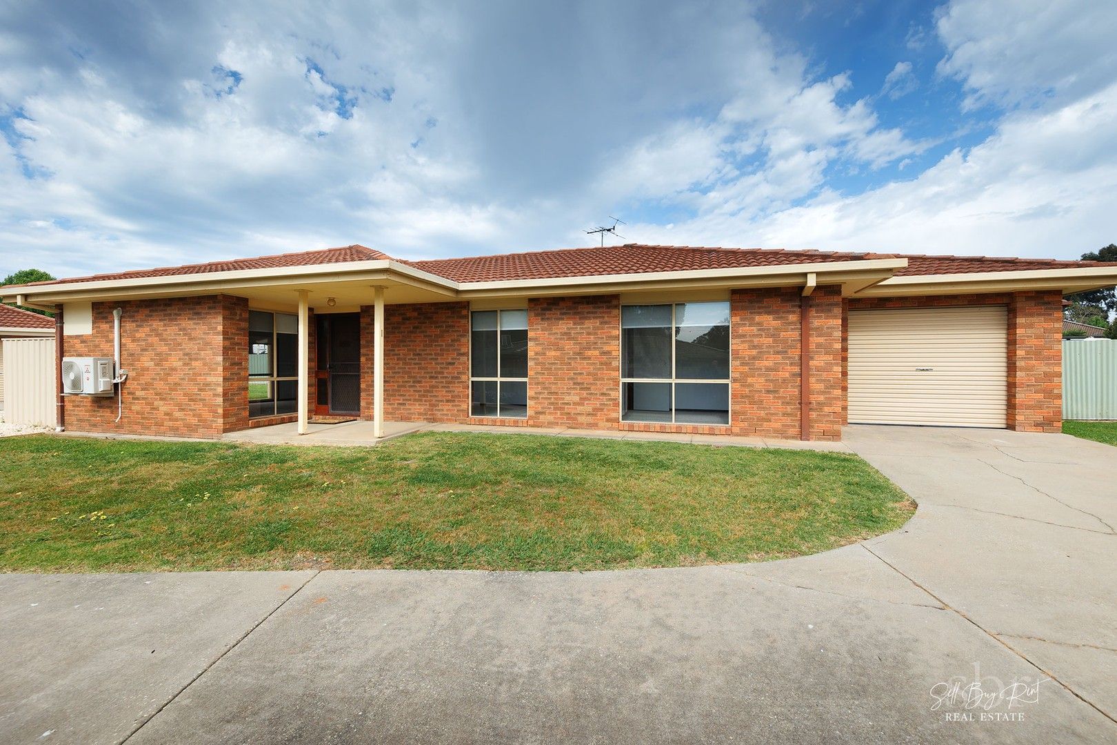 3 bedrooms Apartment / Unit / Flat in 1/20 McMAHON PLACE WODONGA VIC, 3690