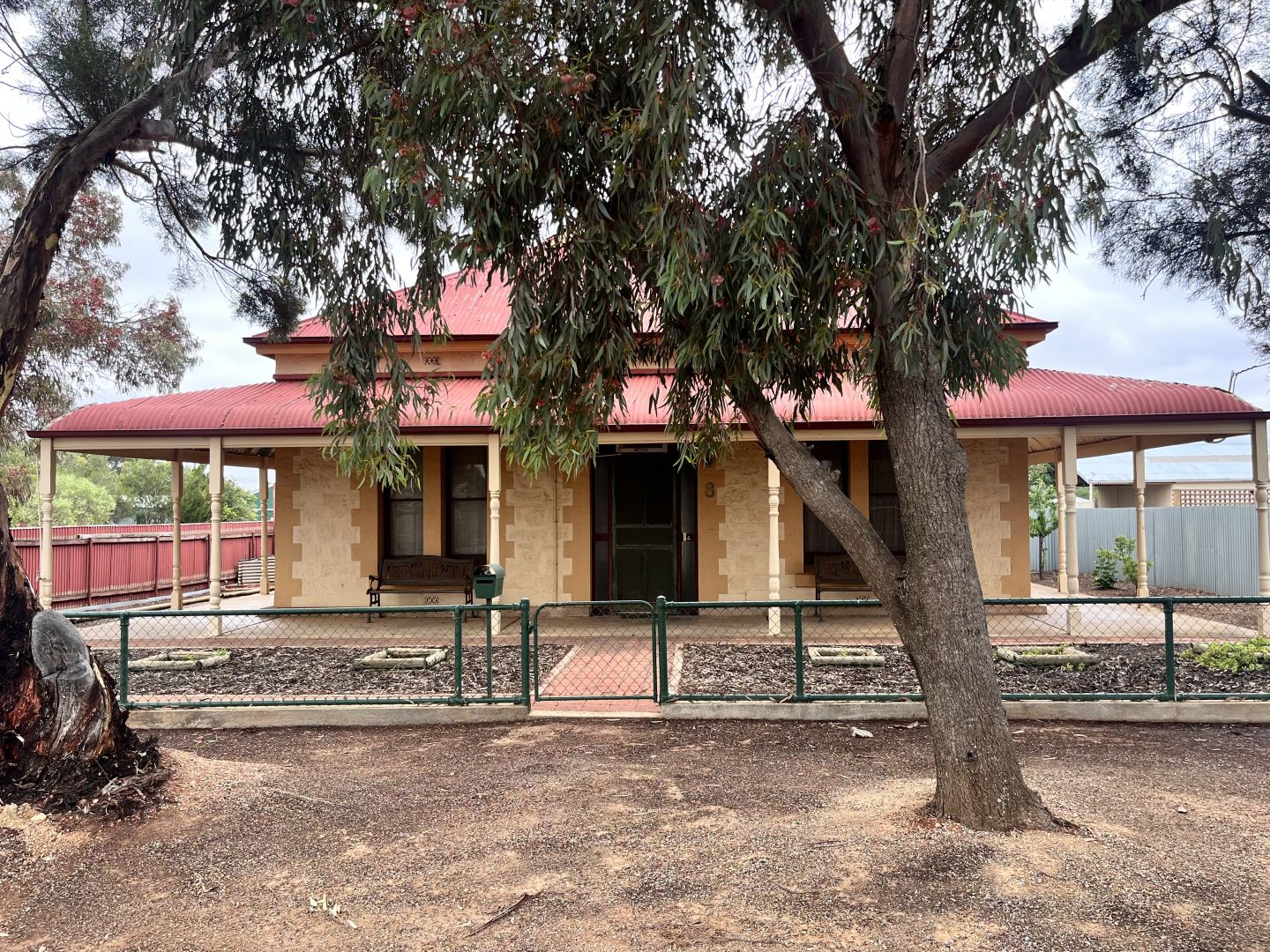 8 Lloyd Street, Peterborough SA 5422