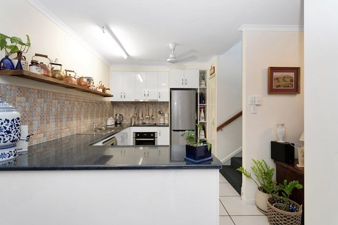 Picture of 1/9 Robin Street, SLADE POINT QLD 4740