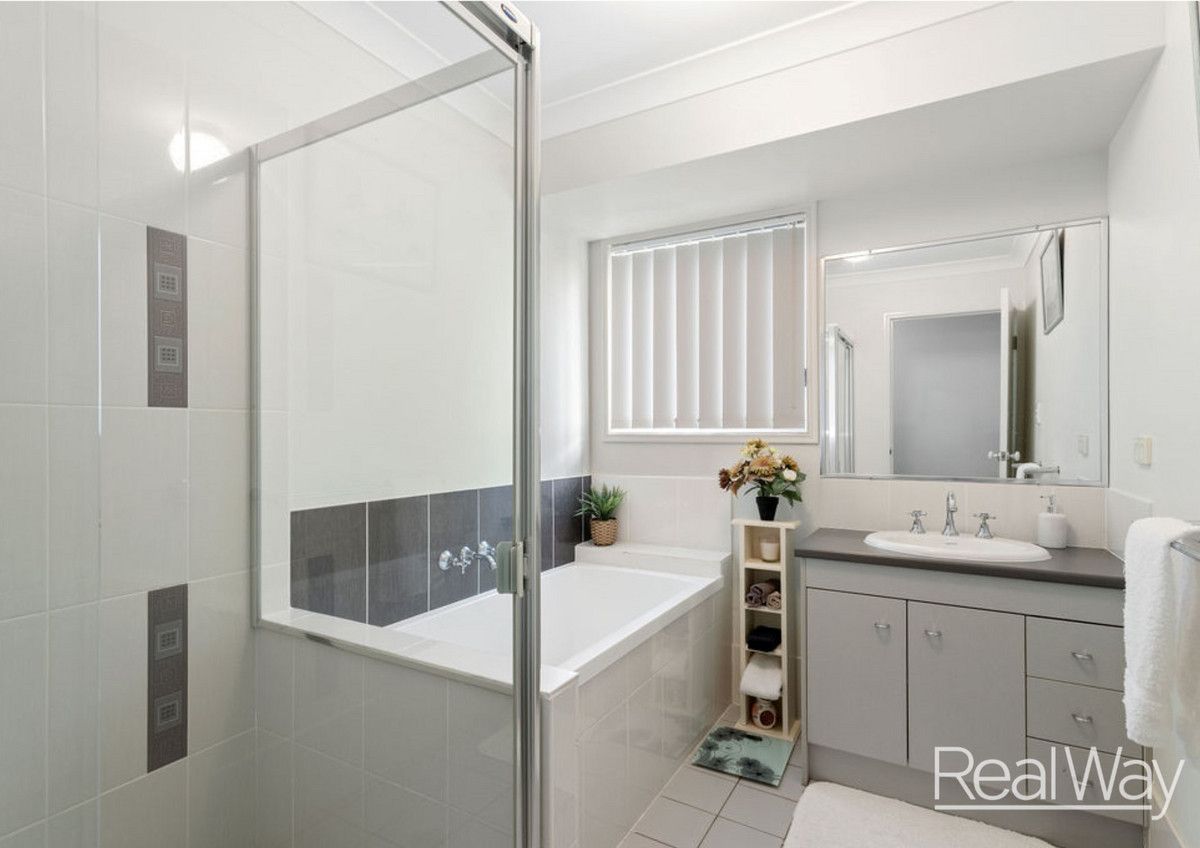 21 Claydon Place, Rosewood QLD 4340, Image 2
