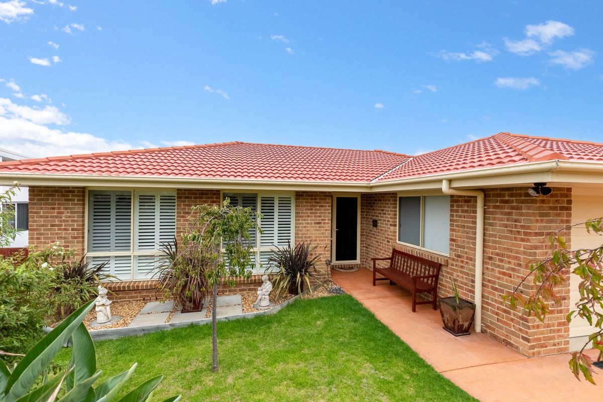 3 bedrooms House in 14A Elizabeth Parade TURA BEACH NSW, 2548