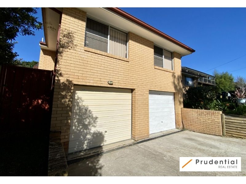 2 bedrooms Townhouse in 1/230 St Johns Road BRADBURY NSW, 2560