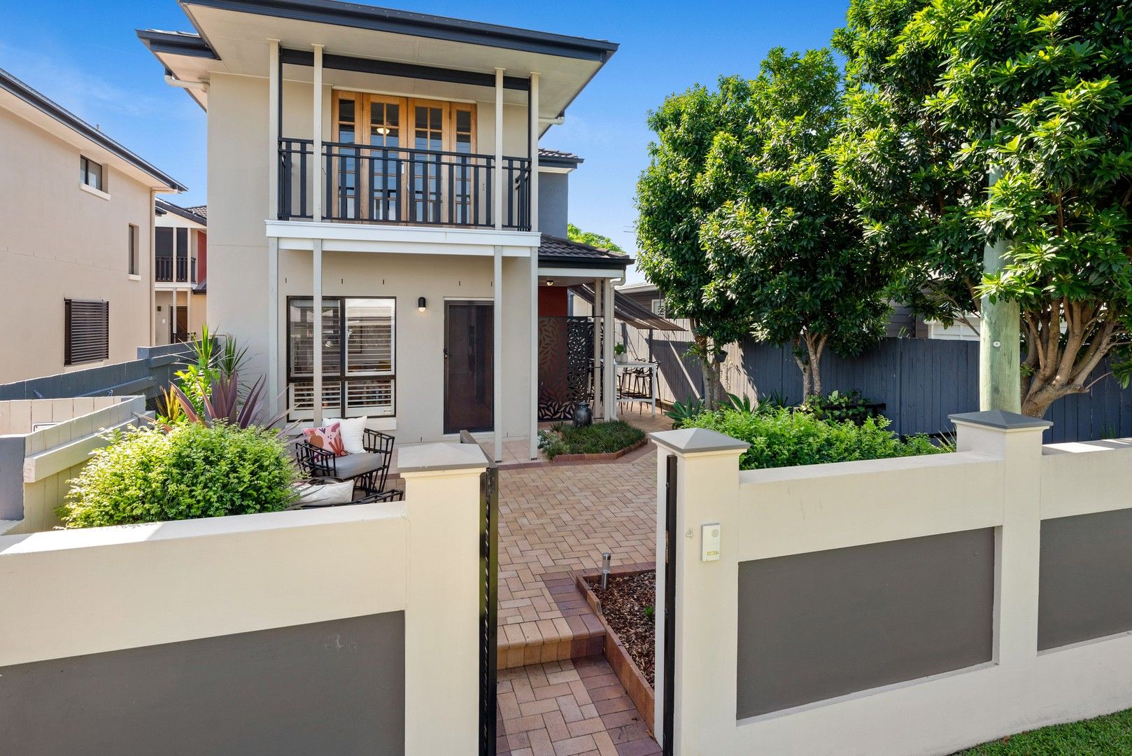 3 bedrooms Townhouse in 4/74 Orana Street CARINA QLD, 4152