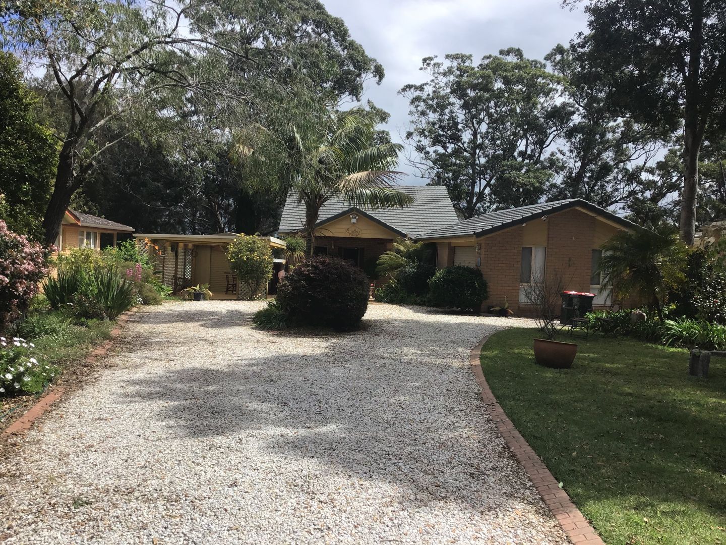 202 Loralyn Avenue, Sanctuary Point Property History & Address