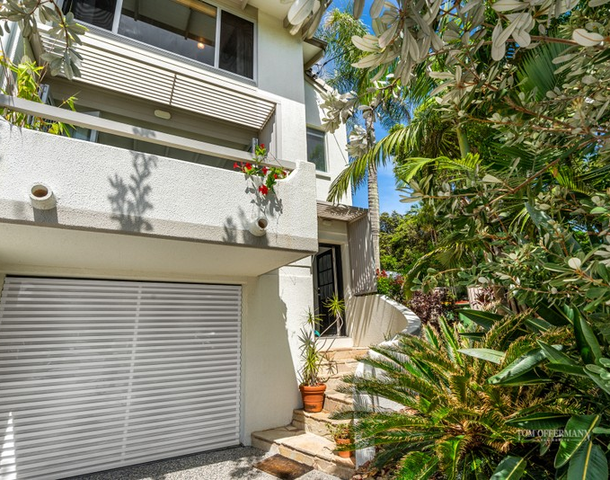 6/4 Park Crescent, Sunshine Beach QLD 4567