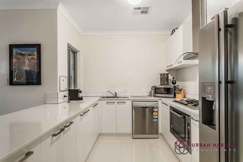 2 Tyndale Turn, Wellard WA 6170, Image 0