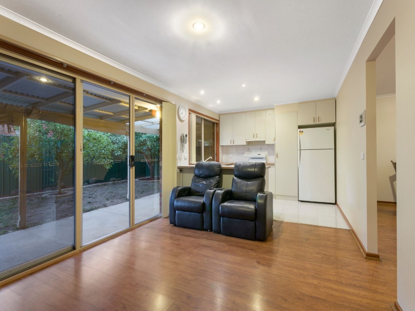 44 Mockridge Avenue, Burnside VIC 3023, Image 2