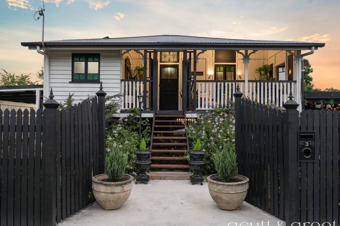 3 Madden Lane Rosewood 4340 - Image 3